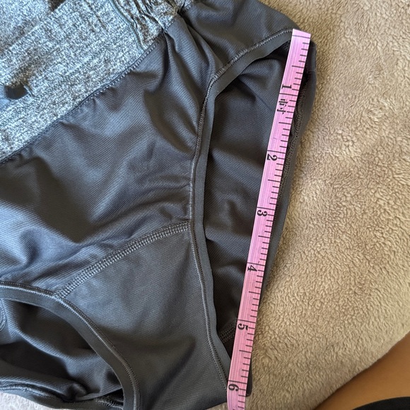 Lululemon Athletica Heathered Gray Shorts - Picture 10 of 11